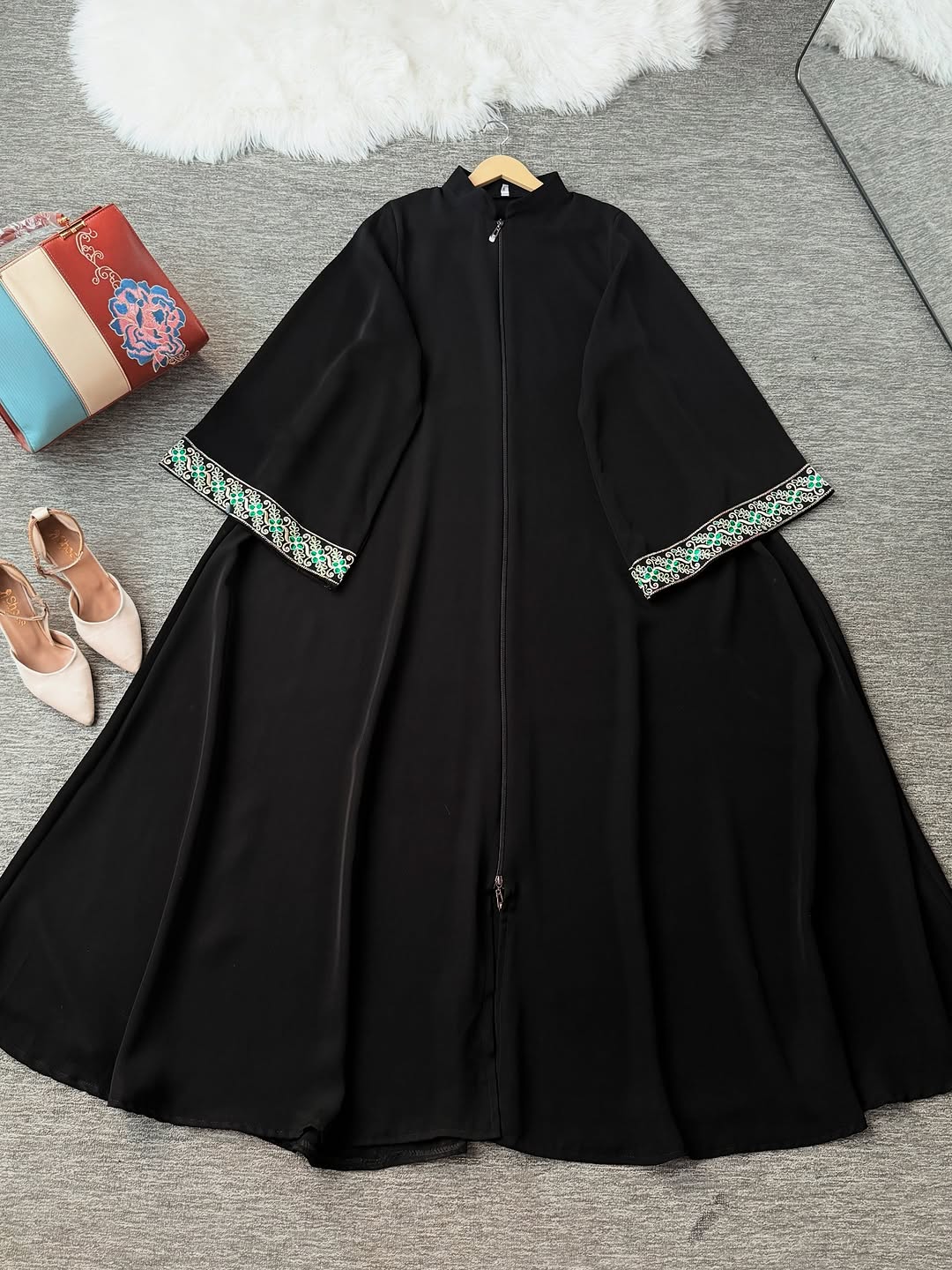 Lina Embriodry  Abaya