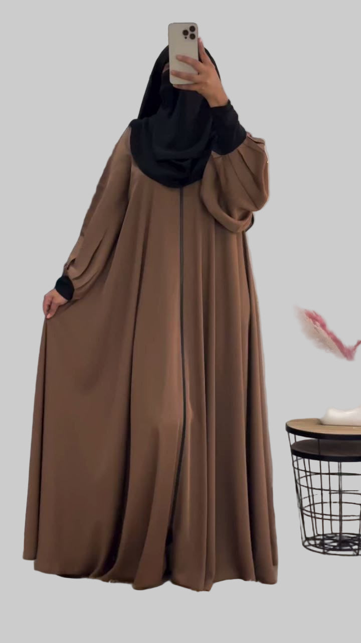 Elara Luxe Zipper Abaya